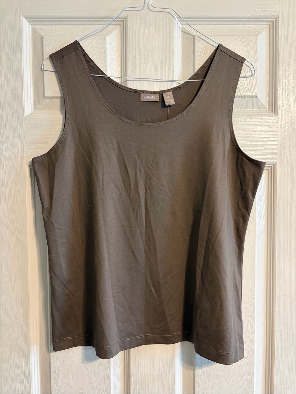 NWT Chico's Microfiber Tank Top Size 3 XL 16/18 Taupe Brown Scoop Neck Shell